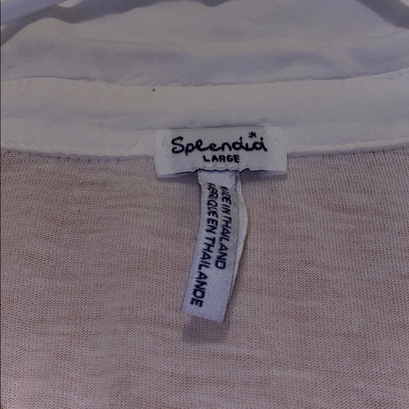 A while woman’s button done shirt - Picture 4 of 5